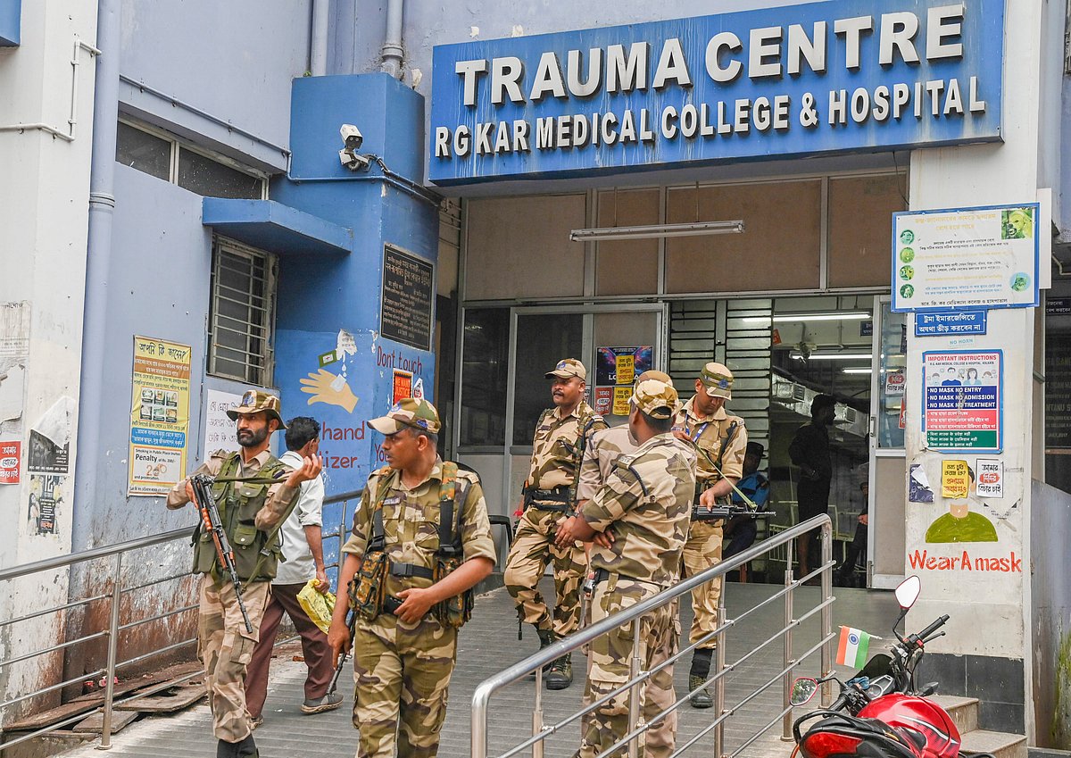 PTI : CISF personnel at the RG Kar College and Hospital, deployed following the Supreme Court's order, in Kolkata, Sunday, Aug. 25, 2024